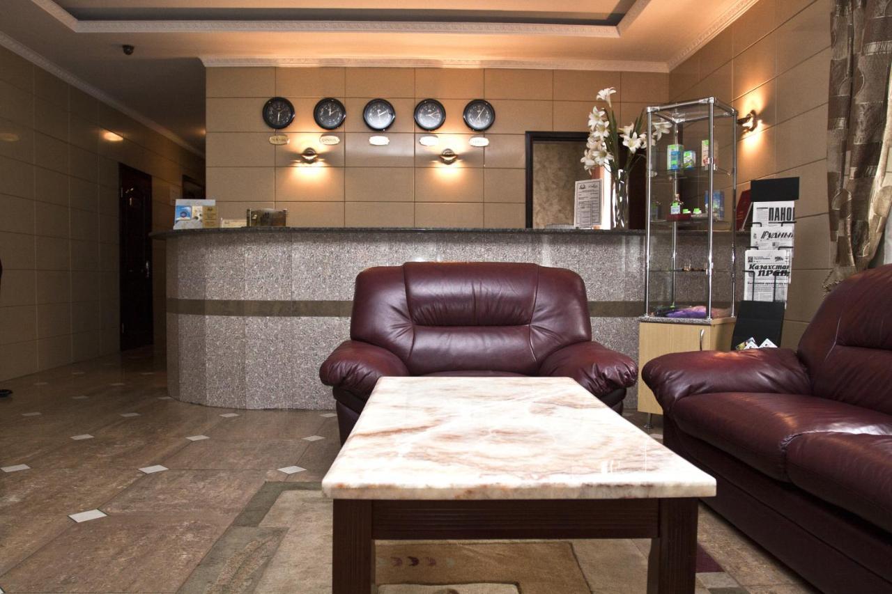 Deluxe Spa-Hotel Ustʼ-Kamenogorsk Δωμάτιο φωτογραφία