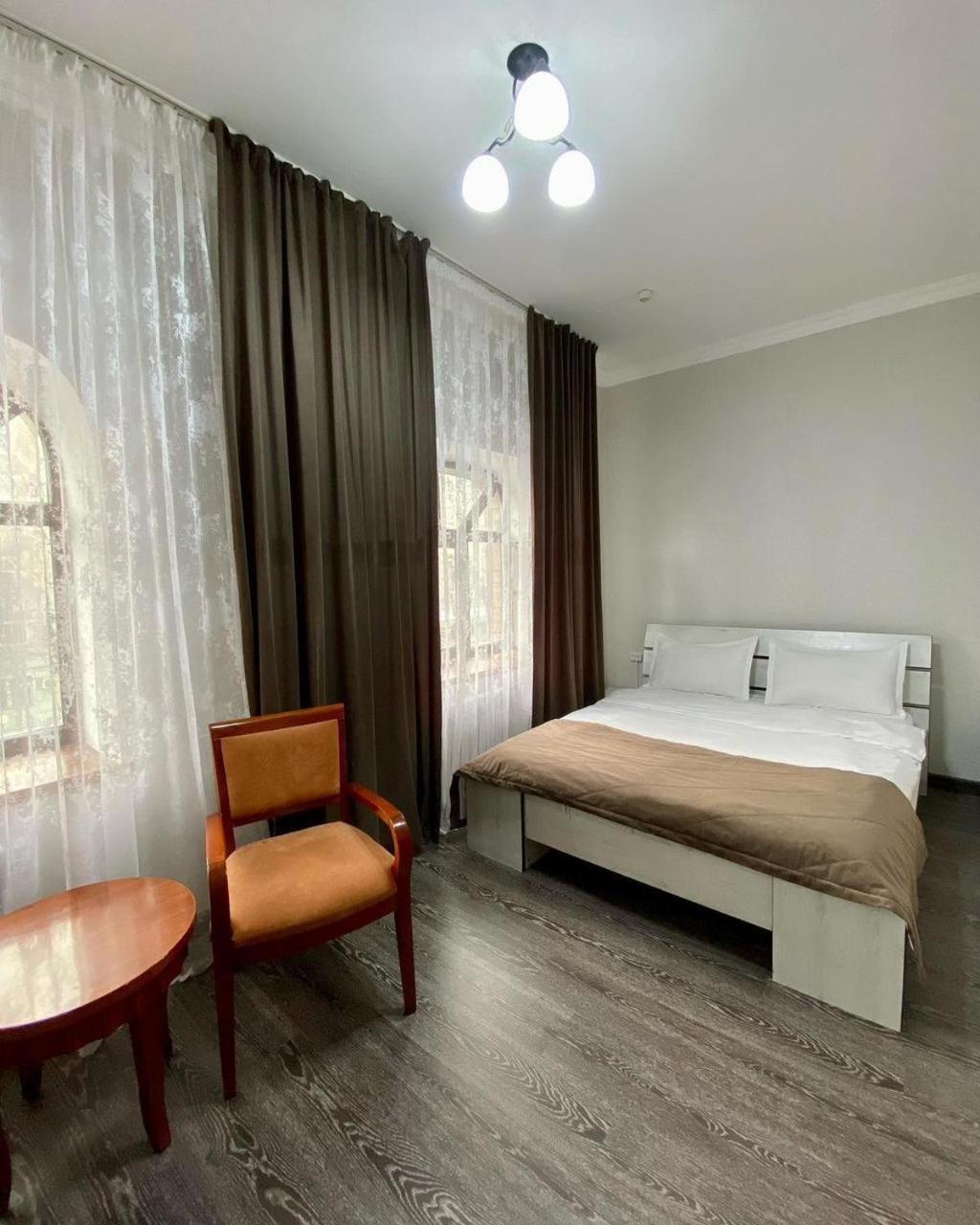 Deluxe Spa-Hotel Ustʼ-Kamenogorsk Εξωτερικό φωτογραφία