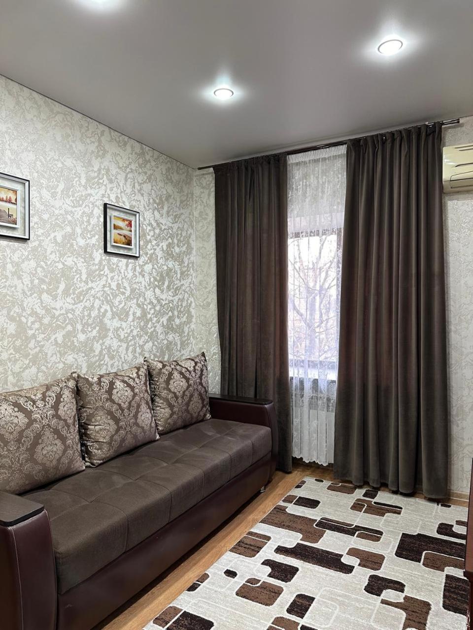 Deluxe Spa-Hotel Ustʼ-Kamenogorsk Εξωτερικό φωτογραφία